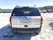 ✅ 2006 Saturn VUE • VIN: 5GZCZ53466S812347 • Lot: 45310355. Wystawiony na Copart z przebiegiem 238 696 mil. Bezpłatny archiwum sprzedaży aukcyjnych z USA i szczegółowy raport historii pojazdu na DreamBid. Zdjęcie 6.