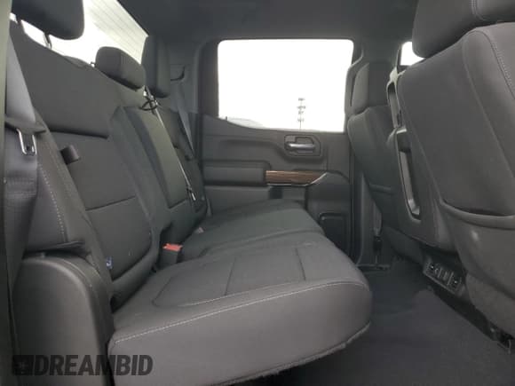 ✅ 2022 Chevrolet Silverado 1500 RST • VIN: 1GCUYEEL3NZ127452 • Lot: 90309765. Wystawiony na Copart z przebiegiem 84 317 mil. Bezpłatny archiwum sprzedaży aukcyjnych z USA i szczegółowy raport historii pojazdu na DreamBid. Zdjęcie 10.