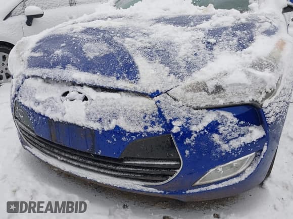 ✅ 2014 Hyundai Veloster • VIN: KMHTC6AD0EU186563 • Lot: 41572856. Wystawiony na IAAI z przebiegiem 156 227 mil. Bezpłatny archiwum sprzedaży aukcyjnych z USA i szczegółowy raport historii pojazdu na DreamBid. Zdjęcie 6.