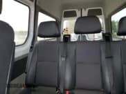 ✅ 2015 Mercedes-Benz Sprinter Passenger • VIN: WDZPE7DC2F5998483 • Лот: 76276203. Опубликован ранее на Copart с пробегом 206 959 миль. Бесплатный доступ к архиву аукционных продаж из США и подробный отчёт об истории автомобиля на DreamBid. Изображение 10.