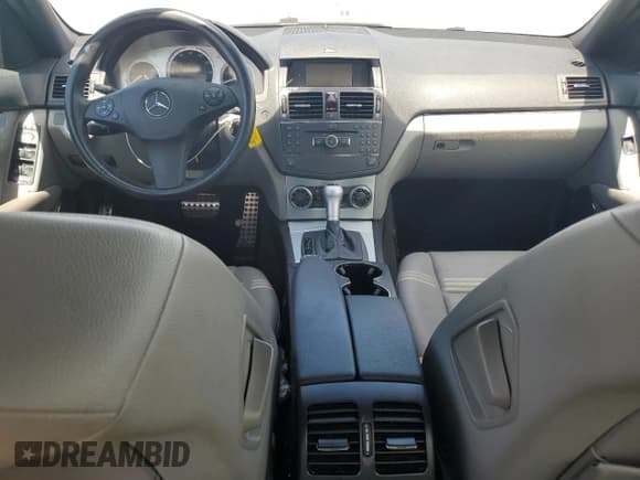 ✅ 2008 Mercedes-Benz C 300 Sport • VIN: WDDGF54X78F156679 • Lot: 62367615. Wystawiony na Copart z przebiegiem 102 268 mil. Bezpłatny archiwum sprzedaży aukcyjnych z USA i szczegółowy raport historii pojazdu na DreamBid. Zdjęcie 8.