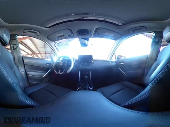 ✅ 2022 Toyota Corolla Cross XLE • VIN: 7MUDAAAG3NV014484 • Lot: 43761950. Listed on IAAI with 34,507 mi. Free auction sales archive from the USA and detailed vehicle history report at DreamBid. Image 18.