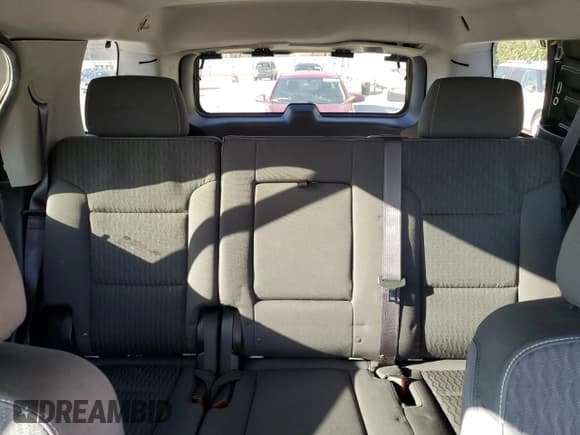 ✅ 2016 Chevrolet Tahoe Commercial • VIN: 1GNSKFKC9GR372057 • Lot: 80070854. Wystawiony na Copart z przebiegiem 127 475 mil. Bezpłatny archiwum sprzedaży aukcyjnych z USA i szczegółowy raport historii pojazdu na DreamBid. Zdjęcie 10.