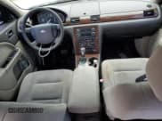 ✅ 2008 Ford Taurus SEL • VIN: 1FAHP24W98G150240 • Лот: 75133174. Опубликован ранее на Copart с пробегом 118 146 миль. Бесплатный доступ к архиву аукционных продаж из США и подробный отчёт об истории автомобиля на DreamBid. Изображение 8.