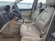 ✅ 2007 Saturn VUE V6 • VIN: 5GZCZ53487S829958 • Lot: 45804135. Wystawiony na Copart z przebiegiem 117 044 mil. Bezpłatny archiwum sprzedaży aukcyjnych z USA i szczegółowy raport historii pojazdu na DreamBid. Zdjęcie 7.