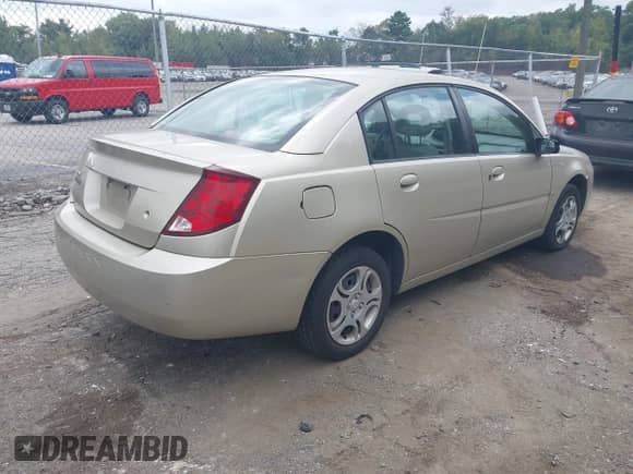 2004 Saturn ION ION 2 z VIN 1G8AJ52F44Z137549, wystawiony jako IAAI lot #43289929 z przebiegiem 213 259 mil mil oraz . Historia ofert i sprzedaży dostępna na DreamBid. Obrazek 4.