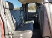 ✅ 2008 Chevrolet Silverado 1500 2LT • VIN: 1GCEC19J88Z276772 • Lot: 83610304. Wystawiony na Copart z przebiegiem 196 689 mil. Bezpłatny archiwum sprzedaży aukcyjnych z USA i szczegółowy raport historii pojazdu na DreamBid. Zdjęcie 10.
