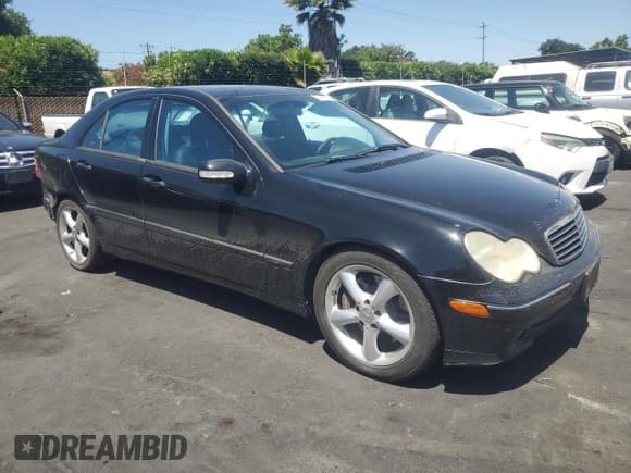 ✅ 2004 Mercedes-Benz C 320 • VIN: WDBRF64J84F503921 • Lot: 57885215. Listed on Copart with Not provided. Free auction sales archive from the USA and detailed vehicle history report at DreamBid. Image 4.