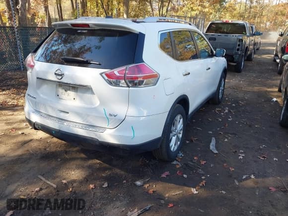 ✅ 2016 Nissan Rogue S • VIN: 5N1AT2MN0GC768160 • Lot: 43614140. Listed on IAAI with 126,476 mi. Free auction sales archive from the USA and detailed vehicle history report at DreamBid. Image 4.