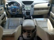 ✅ 2009 Honda Pilot EX-L • VIN: 5FNYF38649B006376 • Lot: 65509745. Wystawiony na Copart z przebiegiem 210 417 mil. Bezpłatny archiwum sprzedaży aukcyjnych z USA i szczegółowy raport historii pojazdu na DreamBid. Zdjęcie 8.