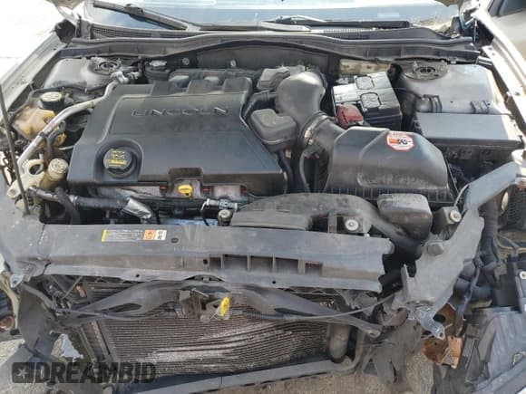 ✅ 2009 Lincoln MKZ • VIN: 3LNHM28T69R605960 • Lot: 68852515. Listed on Copart with 109,327 mi. Free auction sales archive from the USA and detailed vehicle history report at DreamBid. Image 11.