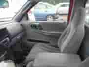 2000 Dodge Dakota with VIN 1B7FL26X9YS558172, listed as a IAAI auction lot 42543662 with 84,076 mi miles and . Bid and sale history available at DreamBid. Image 5.