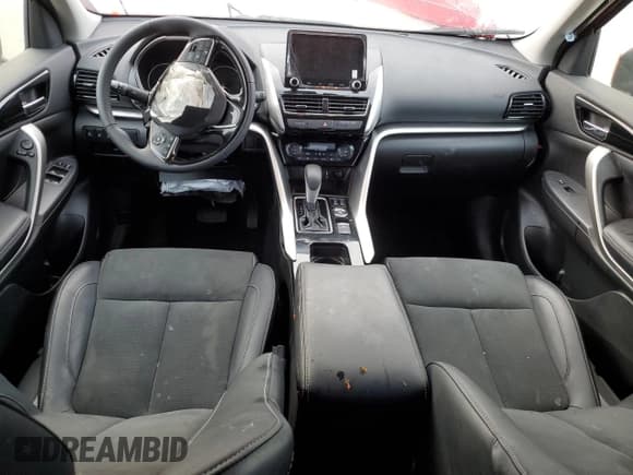 ✅ 2024 Mitsubishi Eclipse Cross SE • VIN: JA4ATWAA6RZ041287 • Lot: 52700725. Listed on Copart with 9,267 mi. Free auction sales archive from the USA and detailed vehicle history report at DreamBid. Image 8.