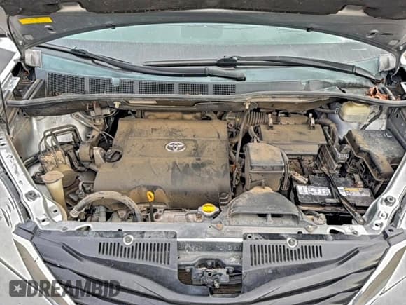 ✅ 2011 Toyota Sienna LE • VIN: 5TDKK3DCXBS117805 • Lot: 96966835. Listed on Copart with 259,436 mi. Free auction sales archive from the USA and detailed vehicle history report at DreamBid. Image 7.