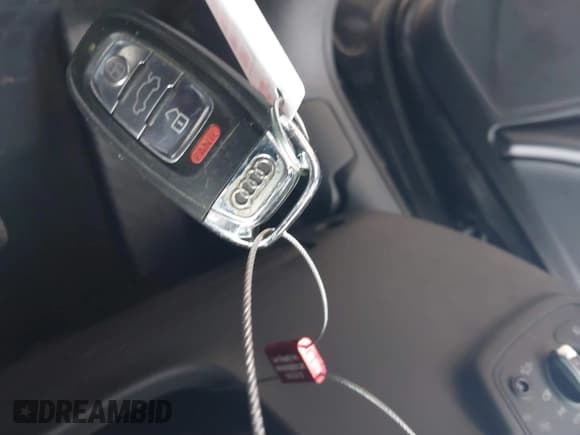 ✅ 2012 Audi A6 Premium Plus • VIN: WAUDFAFC7CN120261 • Lot: 41566292. Wystawiony na IAAI z przebiegiem 164 022 mil. Bezpłatny archiwum sprzedaży aukcyjnych z USA i szczegółowy raport historii pojazdu na DreamBid. Zdjęcie 11.