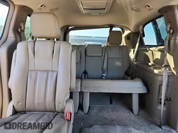 ✅ 2016 Chrysler Town & Country Touring L Anniversary Edition • VIN: 2C4RC1CG0GR232756 • Lot: 86435475. Listed on Copart with 183,453 mi. Free auction sales archive from the USA and detailed vehicle history report at DreamBid. Image 10.