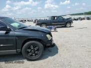 ✅ 2004 Chrysler Pacifica • VIN: 2C8GM68474R315286 • Lot: 67041725. Wystawiony na Copart z przebiegiem 163 604 mil. Bezpłatny archiwum sprzedaży aukcyjnych z USA i szczegółowy raport historii pojazdu na DreamBid. Zdjęcie 14.