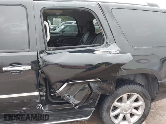 ✅ 2011 GMC Yukon Denali • VIN: 1GKS2EEF0BR375483 • Лот: 43402084. Опубликован ранее на IAAI с пробегом 228 481 миль. Бесплатный доступ к архиву аукционных продаж из США и подробный отчёт об истории автомобиля на DreamBid. Изображение 6.