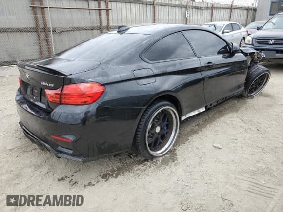 ✅ 2019 BMW M4 CS • VIN: WBS3S7C54KAC09614 • Lot: 65937335. Listed on Copart with 42,149 mi. Free auction sales archive from the USA and detailed vehicle history report at DreamBid. Image 3.
