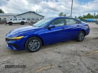 ✅ 2025 Hyundai Elantra Blue • VIN: KMHLM4DJ5SU154285 • Lot: 69376975. Listed on Copart with 3,646 mi. Free auction sales archive from the USA and detailed vehicle history report at DreamBid. Image 1.