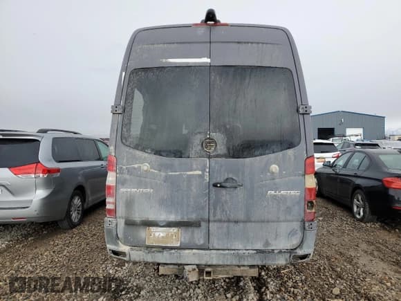 ✅ 2016 Mercedes-Benz Sprinter • VIN: WDZPE8DD9GP191866 • Lot: 47386075. Listed on Copart with Not provided. Free auction sales archive from the USA and detailed vehicle history report at DreamBid. Image 6.