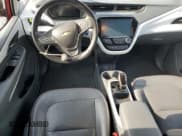 ✅ 2017 Chevrolet Bolt EV Premier • VIN: 1G1FX6S00H4180552 • Lot: 49040445. Wystawiony na Copart z przebiegiem 39 235 mil. Bezpłatny archiwum sprzedaży aukcyjnych z USA i szczegółowy raport historii pojazdu na DreamBid. Zdjęcie 8.