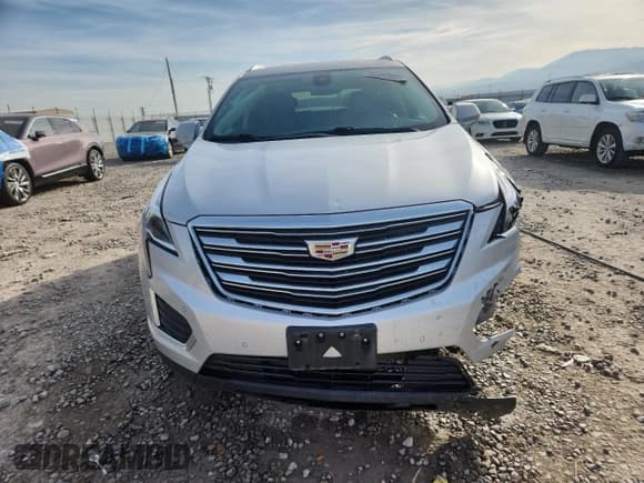 ✅ 2018 Cadillac XT5 Premium Luxury AWD • VIN: 1GYKNFRS9JZ209021 • Лот: 92052025. Опубликован ранее на Copart с пробегом 81 524 миль. Бесплатный доступ к архиву аукционных продаж из США и подробный отчёт об истории автомобиля на DreamBid. Изображение 5.