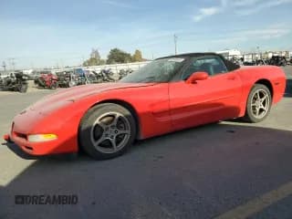 ✅ 2002 Chevrolet Corvette • VIN: 1G1YY32G825129450 • Lot: 92249345. Wystawiony na Copart z przebiegiem 175 546 mil. Bezpłatny archiwum sprzedaży aukcyjnych z USA i szczegółowy raport historii pojazdu na DreamBid. Zdjęcie 1.