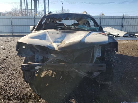 ✅ 2005 Mitsubishi Endeavor LS • VIN: 4A4MN21S95E065592 • Lot: 46726875. Wystawiony na Copart z przebiegiem Nie podano. Bezpłatny archiwum sprzedaży aukcyjnych z USA i szczegółowy raport historii pojazdu na DreamBid. Zdjęcie 5.