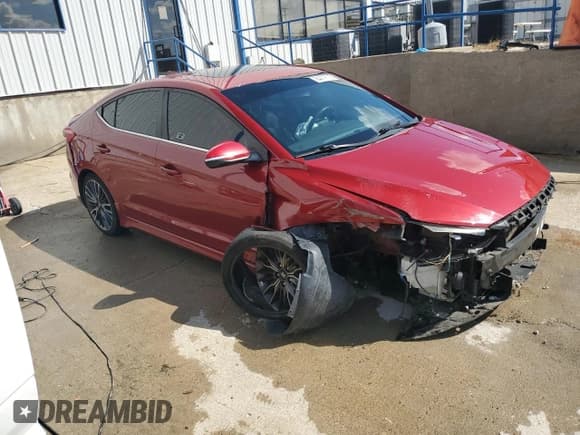 ✅ 2018 Hyundai Elantra Sport • VIN: KMHD04LB5JU718655 • Лот: 84419195. Опубликован ранее на Copart с пробегом 121 784 миль. Бесплатный доступ к архиву аукционных продаж из США и подробный отчёт об истории автомобиля на DreamBid. Изображение 4.