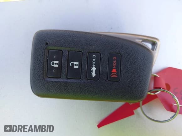 ✅ 2015 Lexus ES 330 • VIN: JTHBK1GGXF2181308 • Лот: 42305833. Опубликован ранее на IAAI с пробегом 113 653 миль. Бесплатный доступ к архиву аукционных продаж из США и подробный отчёт об истории автомобиля на DreamBid. Изображение 11.