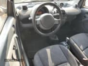 ✅ 2006 Smart fortwo • VIN: WMEAJ00F56J262624 • Лот: 67174405. Опубликован ранее на Copart с пробегом 125 366 миль. Бесплатный доступ к архиву аукционных продаж из США и подробный отчёт об истории автомобиля на DreamBid. Изображение 8.