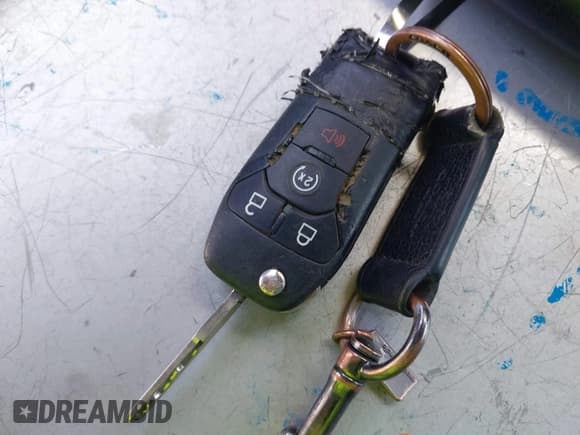 ✅ 2018 Ford F-150 XL • VIN: 1FTEX1EPXJKC34357 • Лот: 42587419. Опубликован ранее на IAAI с пробегом 83 023 миль. Бесплатный доступ к архиву аукционных продаж из США и подробный отчёт об истории автомобиля на DreamBid. Изображение 11.