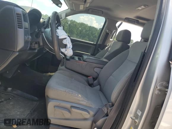 ✅ 2017 Chevrolet Silverado 1500 Custom • VIN: 1GCRCPEH7HZ208955 • Lot: 63666875. Wystawiony na Copart z przebiegiem 151 758 mil. Bezpłatny archiwum sprzedaży aukcyjnych z USA i szczegółowy raport historii pojazdu na DreamBid. Zdjęcie 7.