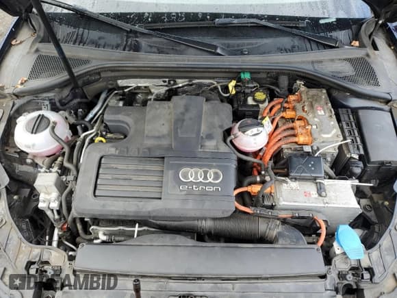 ✅ 2017 Audi A3 e-tron Sportback Premium • VIN: WAUUPBFF1HA036741 • Lot: 87309805. Listed on Copart with 52,342 mi. Free auction sales archive from the USA and detailed vehicle history report at DreamBid. Image 11.