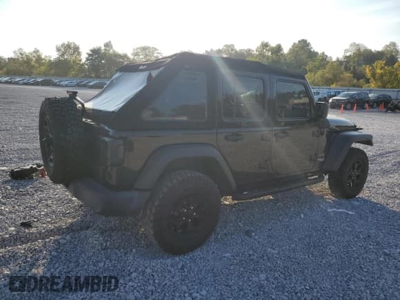 ✅ 2021 Jeep Wrangler Unlimited Willys • VIN: 1C4HJXDN9MW592774 • Lot: 80553705. Listed on Copart with 110,973 mi. Free auction sales archive from the USA and detailed vehicle history report at DreamBid. Image 3.