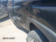 ✅ 2003 Chevrolet Silverado 2500HD LS • VIN: 1GCHC29163E123875 • Лот: 42013870. Опубликован ранее на IAAI с пробегом Не указан. Бесплатный доступ к архиву аукционных продаж из США и подробный отчёт об истории автомобиля на DreamBid. Изображение 6.