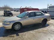 ✅ 2001 Honda Accord LX • VIN: 1HGCG16431A065592 • Лот: 48422635. Опубликован ранее на Copart с пробегом 166 617 миль. Бесплатный доступ к архиву аукционных продаж из США и подробный отчёт об истории автомобиля на DreamBid. Изображение 1.