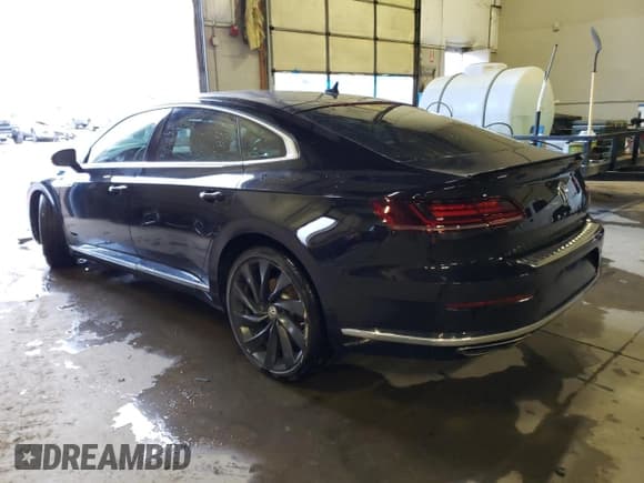 ✅ 2019 Volkswagen Arteon SE R-Line • VIN: WVWFR7AN5KE030877 • Лот: 71650232. Опубликован ранее на Copart с пробегом 25 603 миль. Бесплатный доступ к архиву аукционных продаж из США и подробный отчёт об истории автомобиля на DreamBid. Изображение 2.