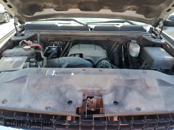 ✅ 2007 Chevrolet Silverado 2500HD Work Truck • VIN: 1GCHC24K57E602360 • Лот: 58250395. Опубликован ранее на Copart с пробегом 163 773 миль. Бесплатный доступ к архиву аукционных продаж из США и подробный отчёт об истории автомобиля на DreamBid. Изображение 11.