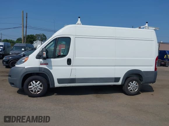 ✅ 2014 Ram ProMaster Cargo • VIN: 3C6TRVCG6EE103227 • Lot: 42812053. Wystawiony na IAAI z przebiegiem 154 357 mil. Bezpłatny archiwum sprzedaży aukcyjnych z USA i szczegółowy raport historii pojazdu na DreamBid. Zdjęcie 14.