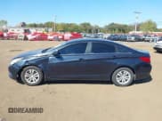 ✅ 2013 Hyundai Sonata GLS • VIN: 5NPEB4AC8DH533383 • Lot: 43367522. Wystawiony na IAAI z przebiegiem 87 935 mil. Bezpłatny archiwum sprzedaży aukcyjnych z USA i szczegółowy raport historii pojazdu na DreamBid. Zdjęcie 14.