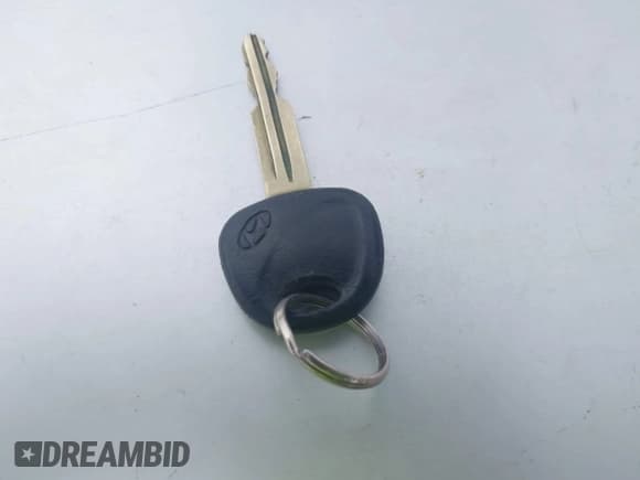 ✅ 2004 Hyundai Elantra GLS • VIN: KMHDN46D94U824707 • Lot: 42460287. Wystawiony na IAAI z przebiegiem 166 360 mil. Bezpłatny archiwum sprzedaży aukcyjnych z USA i szczegółowy raport historii pojazdu na DreamBid. Zdjęcie 11.