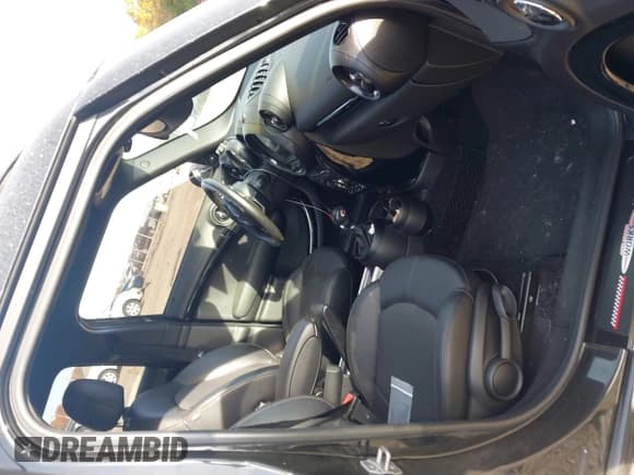 ✅ 2016 MINI Countryman S • VIN: WMWZC5C59GWU03126 • Lot: 43578536. Listed on IAAI with 85,499 mi. Free auction sales archive from the USA and detailed vehicle history report at DreamBid. Image 5.