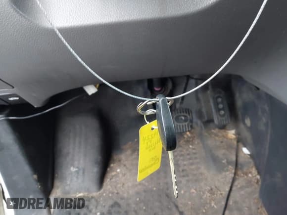 ✅ 2017 Nissan NV200 S • VIN: 3N6CM0KN1HK722315 • Lot: 43551613. Wystawiony na IAAI z przebiegiem 383 848 mil. Bezpłatny archiwum sprzedaży aukcyjnych z USA i szczegółowy raport historii pojazdu na DreamBid. Zdjęcie 11.