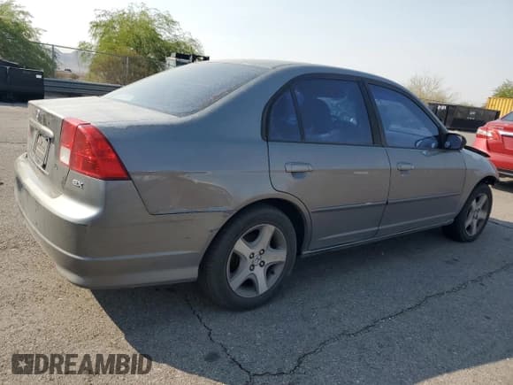 ✅ 2005 Honda Civic EX • VIN: 1HGES26755L011745 • Lot: 70913114. Listed on Copart with 160,438 mi. Free auction sales archive from the USA and detailed vehicle history report at DreamBid. Image 3.