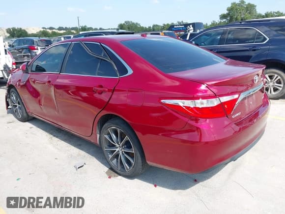 ✅ 2016 Toyota Camry XLE • VIN: 4T1BF1FK8GU560417 • Лот: 42410570. Опубликован ранее на IAAI с пробегом 93 695 миль. Бесплатный доступ к архиву аукционных продаж из США и подробный отчёт об истории автомобиля на DreamBid. Изображение 3.