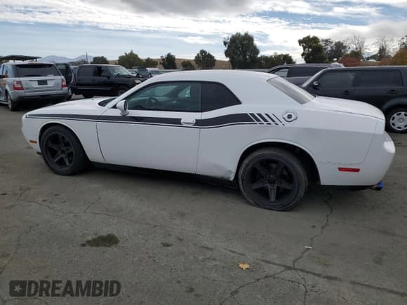 ✅ 2014 Dodge Challenger SXT • VIN: 2C3CDYAG7EH277084 • Lot: 80559344. Wystawiony na Copart z przebiegiem 90 424 mil. Bezpłatny archiwum sprzedaży aukcyjnych z USA i szczegółowy raport historii pojazdu na DreamBid. Zdjęcie 2.