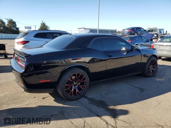 ✅ 2023 Dodge Challenger SXT • VIN: 2C3CDZAG2PH586812 • Лот: 87390715. Опубликован ранее на Copart с пробегом 17 714 миль. Бесплатный доступ к архиву аукционных продаж из США и подробный отчёт об истории автомобиля на DreamBid. Изображение 3.