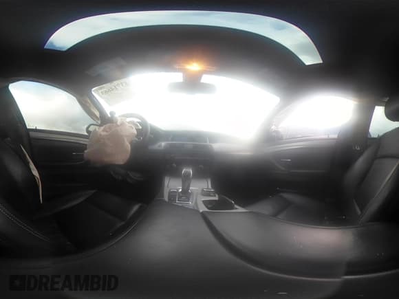 ✅ 2016 BMW 5 Series 535d • VIN: WBAXA5C57GG042082 • Lot: 43714663. Listed on IAAI with 95,771 mi. Free auction sales archive from the USA and detailed vehicle history report at DreamBid. Image 18.